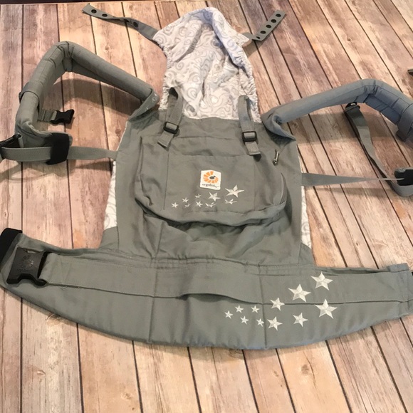 Ergobaby Other - Ergo baby stars grey carrier